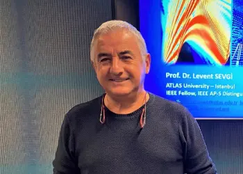 Prof. DR. Levent Sevgi En Etkili Bilim İnsanları Listesinde